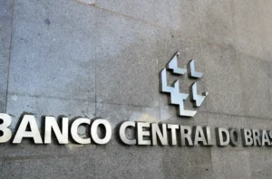 Governo Reduz Dívida Bruta para 75,9% do PIB em Março