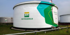Petrobras Anuncia Redução no Preço do Diesel para Distribuidoras